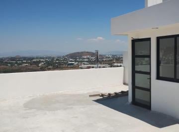 Casa · 166m² · 3 Recámaras · 2 Estacionamientos · Casa en Venta en Cond. Coral, Fraccionamiento Punta Esmeralda, Corregidora, Qro.