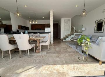 Casa · 120m² · 3 Recámaras · - Cv Casa en Venta en Cancún