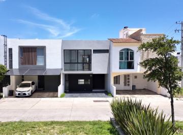 Casa · 90m² · Casa en Fraccionamiento Senda del Valle