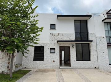 Casa en condominio de 3 habitaciones, Querétaro · Se Vende Casa en Juriquilla Torre de Piedra