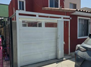 Casa de 3 habitaciones, Tijuana · Excelente Oportunidad Venta de Casa de Tres Recamaras con Posesion Inmediata