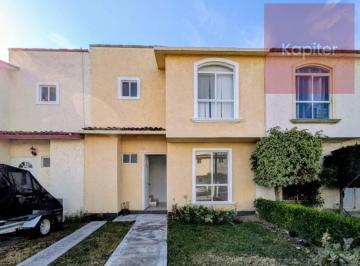 Fachada · Casa en Venta en Valle Real Residencial, Candiles, Corregidora, Querétaro