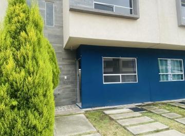 Casa · 120m² · 3 Recámaras · 2 Estacionamientos · Casa en Villas del Fresno con 3 Recámaras, Id:.