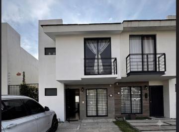 Casa de 2 habitaciones, Tlajomulco de Zúñiga · Casa en Venta en Altara II – San Agustín