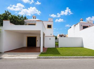5d8b3f0b38ded56fd4925bdcadab61830e68c6319974463f3584365d35982ae2 · Casa con Amplio Terreno en Esquina en Venta Gran Santa Fe Merida Yucatan