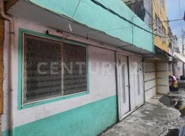 Casa de 8 habitaciones, Iztacalco · Casa Multifamiliar con 3 Minideptos y Recámaras Independientes