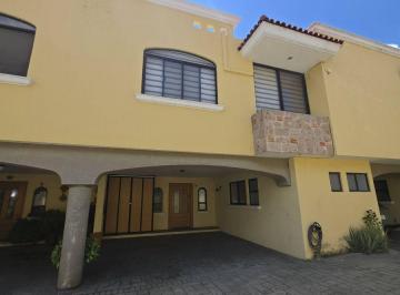 Casa de 3 habitaciones, Guadalajara · Hermosa Casa en Renta Lista Para Habitar en El Corazon de Providencia.