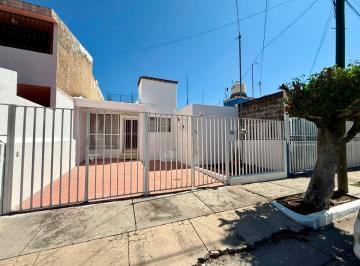Casa de 3 habitaciones, Zapopan · Casa en Renta, Colinas de Atemajac