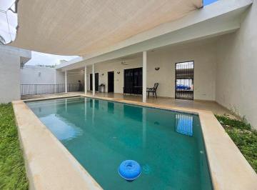 Casa de 3 habitaciones, Mérida · Casa Amueblada de 3 Recámaras con Piscina en Renta en San Esteban, Mérida