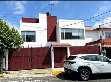 Casa de 4 habitaciones, Alvaro Obregón · Casa en Renta en Lomas de Axomiatla
