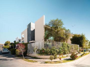 e3fff0b585d7a9ed3298c2b19fbe177e374279aff72b7764b6703bae1f7592f8 · Casa en Venta "Valle Esmeralda"