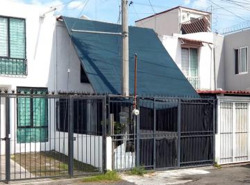 Casa de 2 habitaciones, San Pedro Tlaquepaque · Casa de 64 m² con 2 Recámaras en Venta en Haciendas de San Jose