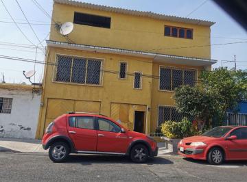 Casa de 6 habitaciones, Venustiano Carranza · Amplia E Iluminada Casa Producto en La Colonia Ampliacion Caracol