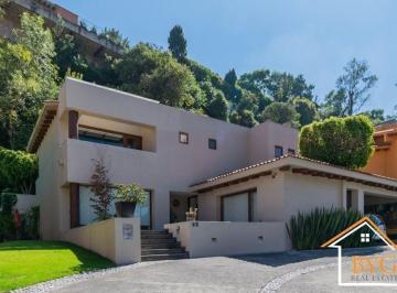 7058ee4cea724af691f75c0157a9cd9b9e45a1481cc2b82496721548aa858733 · Privada Exclusiva de 5 Casas, en Bosques de Las Lomas con Cancha de Tenis