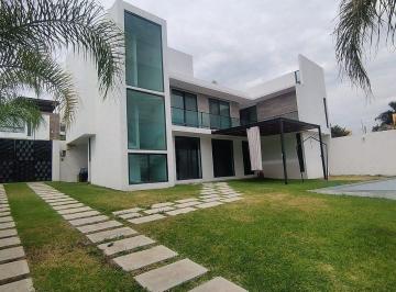 0100842a944e286e30471c4c48f8ec6eccad9f7d4a0f55340eeba3478993bcef · Casa en Venta en Altos de Oaxtepec