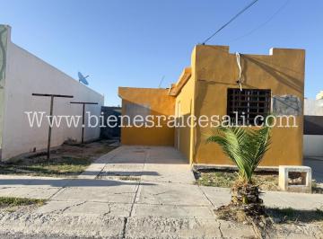 Casa · 112m² · 2 Recámaras · 1 Estacionamiento · Casa en Venta