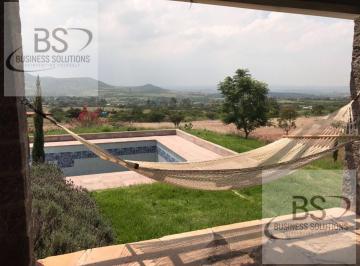 Casa · 22530m² · 3 Recámaras · Kl/ en Venta Finca con Hermosa Vista. Huimilpan.