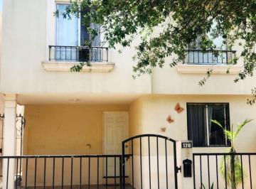 Casa de 3 habitaciones, Apodaca · Casa en Renta Paraje Santa Rosa Sur, Apodaca. N. l