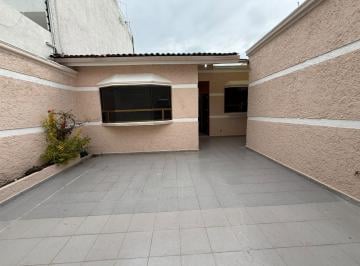 Casa · 250m² · 3 Recámaras · 2 Estacionamientos · Casa en Colinas del Cimatario