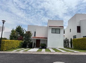 Casa · 266m² · 3 Recámaras · 3 Estacionamientos · Casa en Venta Col. Fraccionamiento Bosque Esmeralda, Atizapán de Zaragoza - (4)
