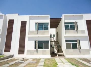 Departamento de 2 habitaciones, Corregidora · Renta Departamento Planta Baja Colinas Santuario Corregidora Privada Alberca Seguridad
