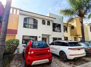 Casa de 3 habitaciones, Zapopan · Residencia en Renta, Ciudad Granja, Zapopan, Jal.
