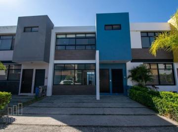 Casa en condominio de 3 habitaciones, Tlajomulco de Zúñiga · Casa en Renta Casa Fuerte | 3 Recámaras | 160 m² | Mantenimiento Incluido.