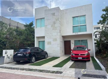 Casa · 160m² · 4 Recámaras · 2 Estacionamientos · Casa - Residencial Río