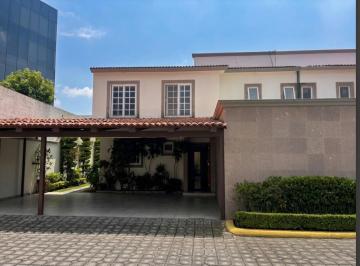 Casa · 228m² · 4 Recámaras · 3 Estacionamientos · Casa en Arbol de La Vida