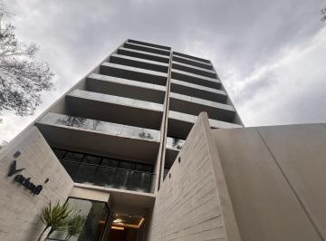 Departamento · 250m² · 3 Recámaras · 3 Estacionamientos · Departamento Nuevo con Terraza en Bosques de Las Lomas Venta
