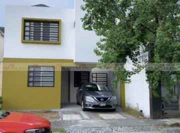 Casa · 122m² · 3 Recámaras · 1 Estacionamiento · Casa en Venta en Bosques del Rey