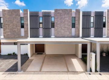 Casa en condominio de 3 habitaciones, Cancún · Se Venda Casa en Residencial La Rioja Cancún con Paneles Solares