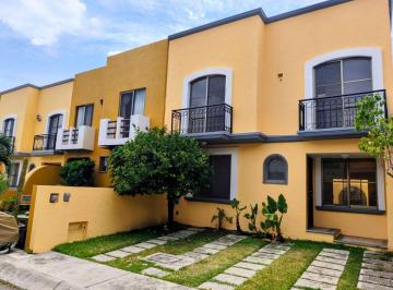 Casa en condominio de 3 habitaciones, Emiliano Zapata · Casa en Privada con Seguridad Las 24 Hrs. a 5 Minutos del Tec. de Monterrey