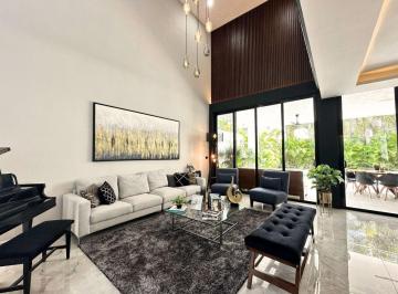 Casa en condominio de 5 habitaciones, Mérida · Casa de Lujo de 5 Recamaras con Paneles Solares en Venta en Merida, Yucatan en Allegra, Temozon Nte
