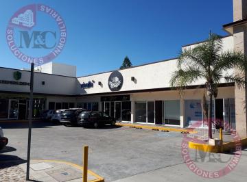 Local comercial · 48m² · 11 Estacionamientos · Local en Renta en Plaza Comercial Sobre Av Convención Sur, Aguascalientes