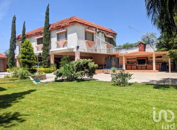 Casa · 479m² · 3 Recámaras · Venta Quinta Campestre Amueblada, Alberca y Área de Eventos | Villas Campestres Ciénega de Flores Nl