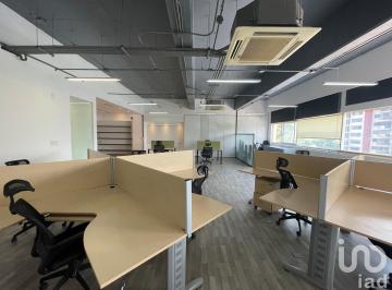 Oficina · 200m² · 3 Recámaras · 4 Estacionamientos · Renta de Oficinas en Polanco 200 m²