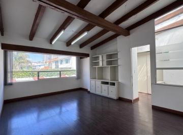 Casa · 344m² · 3 Recámaras · Casa en Venta en Tinajas | Habitable con Gran Potencial Para Remodelar