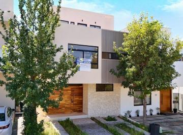55fad895a5f9ff8de996a4879497cc980f424c2c853187b8b744b2c907e94a5e · Casa Nueva en Venta Bosques Vallarta Zapopan Entrega Próxima