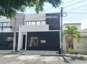 Casa de 3 habitaciones, Boca del Río · Casa en Renta en Fracc. Virginia. Boca del Río, Veracruz