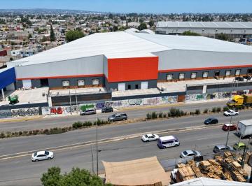 Nave industrial · 12936m² · 13 Estacionamientos · Nave en Renta en Cuautitlan