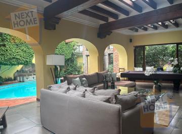 Casa · 1250m² · 3 Recámaras · 4 Estacionamientos · Casa Venta Lomas Hipodromo
