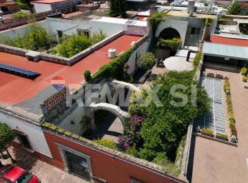 Casa uso de suelo en Venta de 6 habitaciones Centro · Casa Uso Suelocomercial Centro Historico