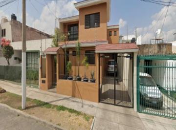 Casa de 3 habitaciones, Zapopan · Oportunidad de Inversion Para Familias E Inversionistas Las Aguilas Zapopan Jalisco