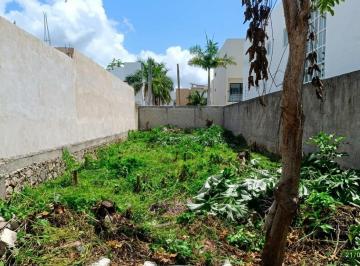 Terreno / Lote · 200m² · 2 Estacionamientos · Terreno en Fraccionamiento Encuentro
