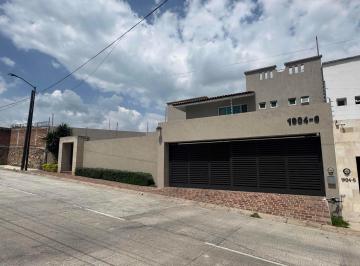 Casa · 259m² · 3 Recámaras · 3 Estacionamientos · Casa en Venta Zona Norte de León, Guanajuato Lateral de Balcones