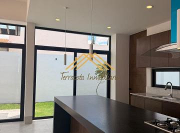 Casa de 3 habitaciones, Aguascalientes · Casa de Una Planta en Renta