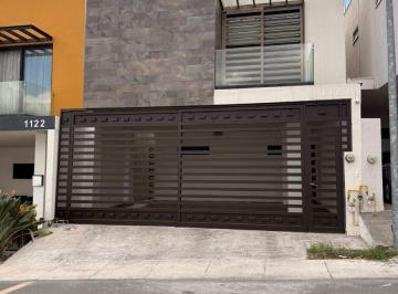 Casa de 4 habitaciones, Monterrey · Casa de 150 m² con 4 Recámaras en Renta en Cumbres Platinum