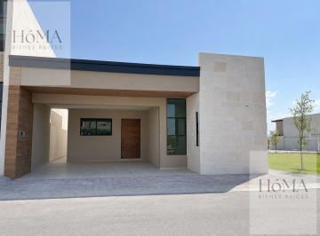 Casa · 200m² · 3 Recámaras · 3 Estacionamientos · Casa en Privanzas del Campestre