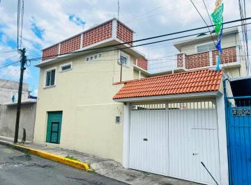 Casa de 3 habitaciones, Tlalpan · Casa en Venta en San Pedro Mártir, Tlalpan